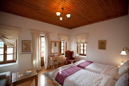 Hostal Theoni's House