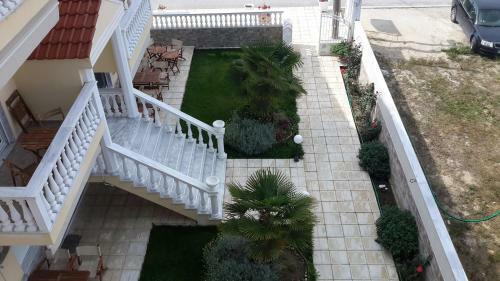 Irini Apartments