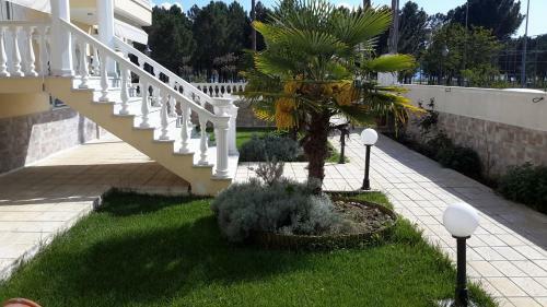 Irini Apartments