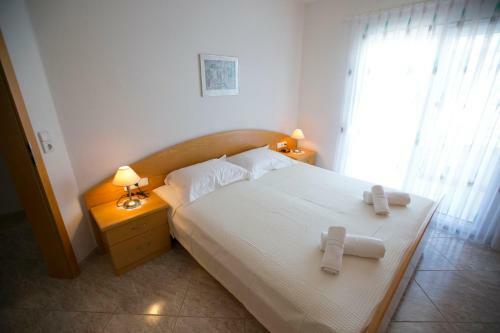 Susanna Apartments