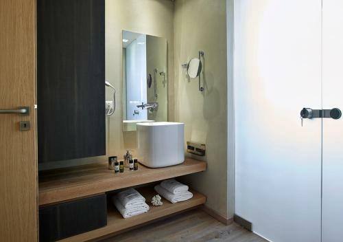 Youphoria Beach Front Villas