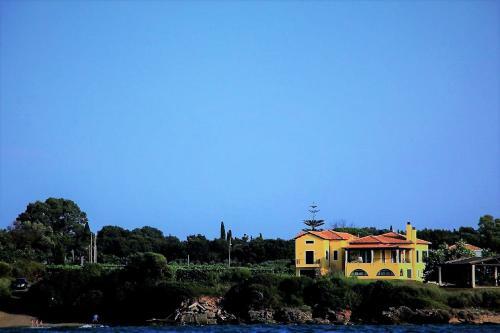 Sea Breeze Apartment