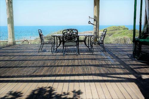 Sea Breeze Apartment