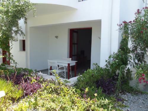 Kyfanta, Studios & Apartments