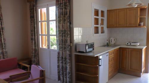 Captain's Apartments
