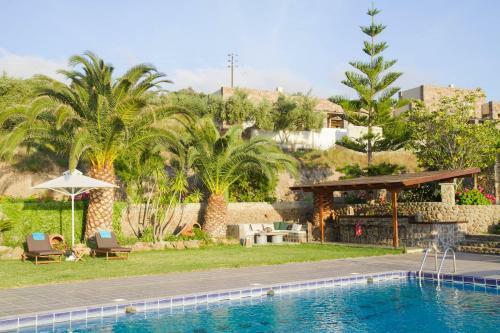 Aelia Villa