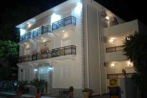 85 M� Apartments New Panorama (under New Management)