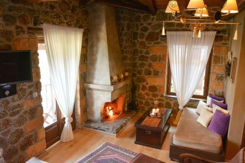 Hostal Nymfes Guesthouse