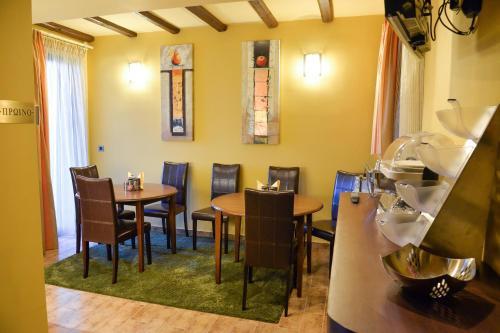 Hostal Vathyskia Guesthouse