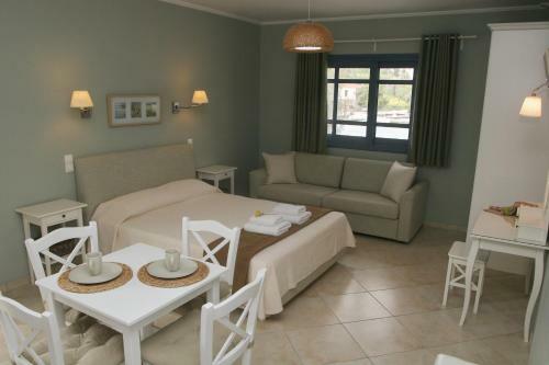 Boutique Hotel Iasmos