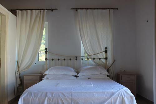 Hostal Mando Beachfront