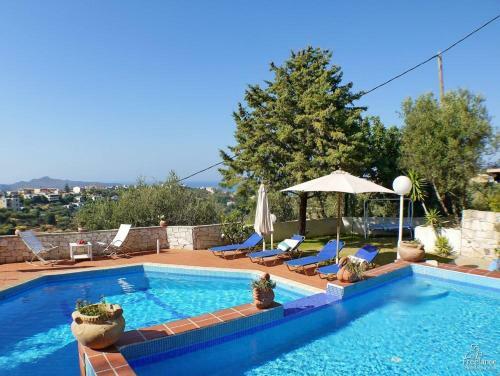 Troulous Villa Sleeps 6