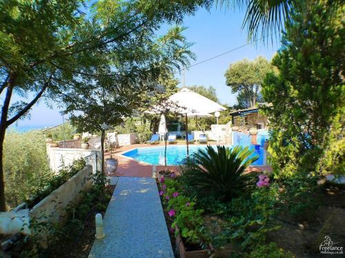Troulous Villa Sleeps 6