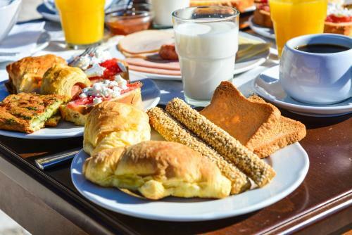 Hotel Karyatis Resort