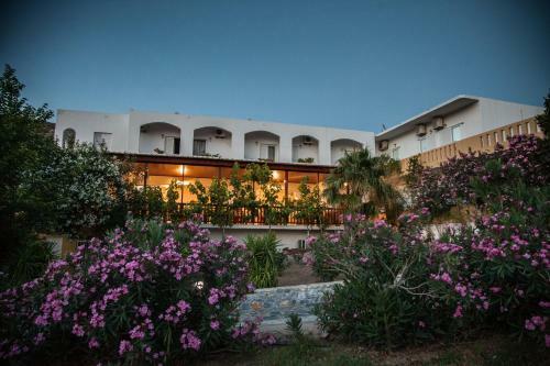 Aparthotel Ammoudi Hotel