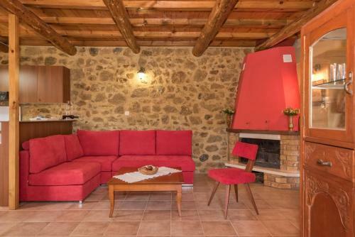 Tsikalaria Villa Sleeps 4