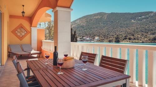 Apartamentos Vila More