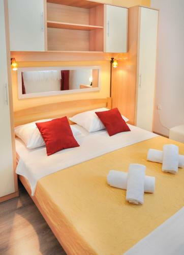 Apartamentos Vila More