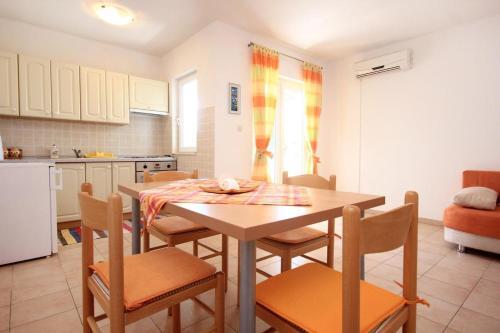Apartments With A Parking Space Kuciste - Perna, Peljesac - 10161