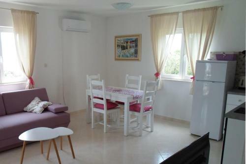 Apartments With A Parking Space Kuciste - Perna, Peljesac - 10161