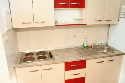 Apartments With A Swimming Pool Caska, Pag - 3085
