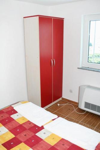 Apartments With A Swimming Pool Caska, Pag - 3085