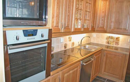 Holiday Home Sogndal Hodlekve