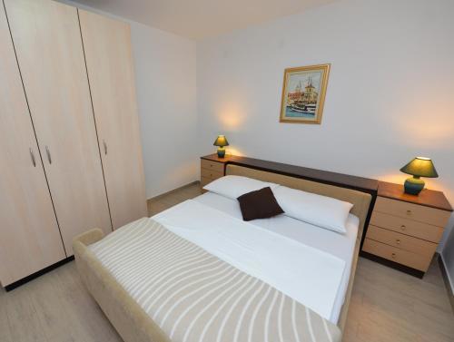 Apartments Roza