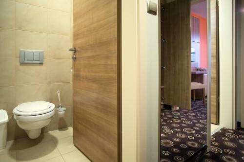 Hotel Kenese Bay Garden Resort & Conference