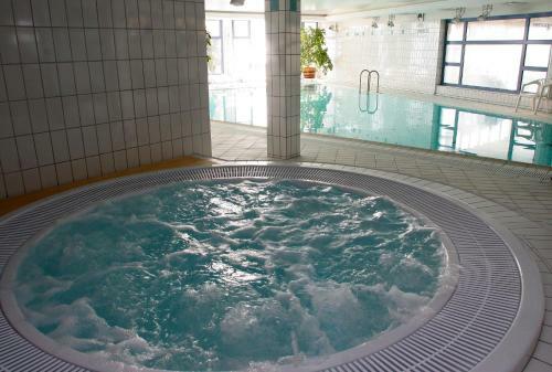 Hotel Kenese Bay Garden Resort & Conference