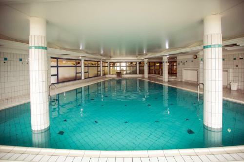 Hotel Kenese Bay Garden Resort & Conference
