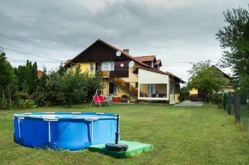Holiday Home In Balatonmariaf�rdo 35385