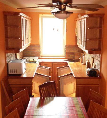Sunset Beach Apartmanh�z