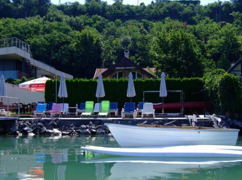 Sunset Beach Apartmanh�z