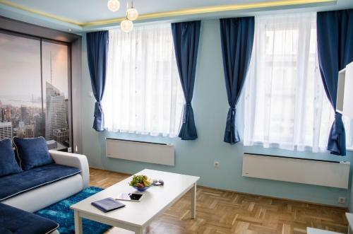 Blue Luxury Apartment