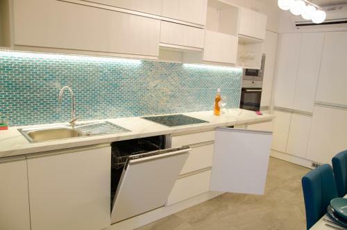 Blue Luxury Apartment
