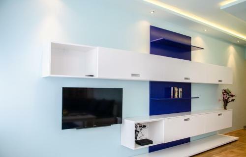 Blue Luxury Apartment