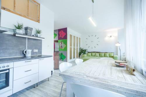 Ginger And Lemon Apartments