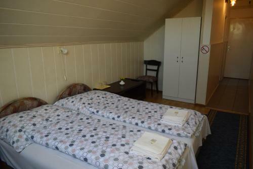 Hostal Ujv�ri Vend�gh�z