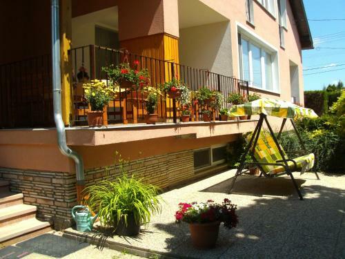 Hostal Ujv�ri Vend�gh�z