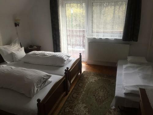 Hostal Zseri Vad�szh�z
