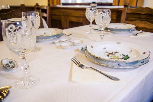 Hostal Zseri Vad�szh�z