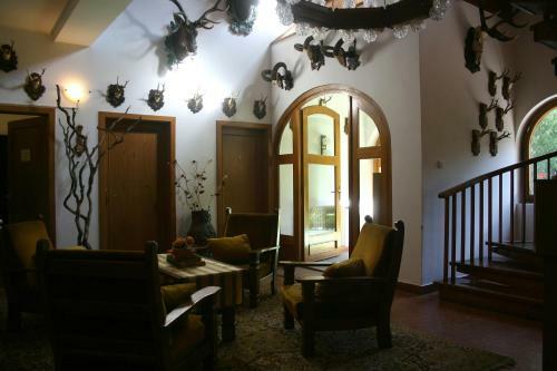 Hostal Zseri Vad�szh�z