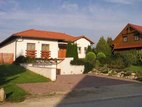 Villa Corvina