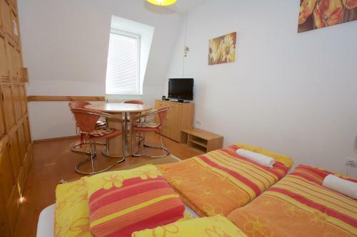 Zoli Apartmanok-kinga K�lcsey 34-36