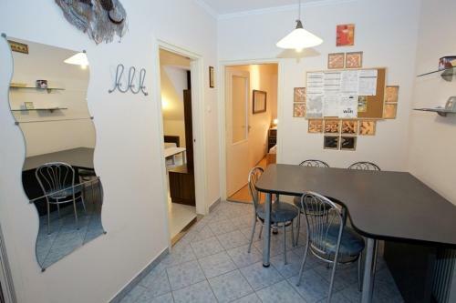 Zoli Apartmanok-bal�zs K�lcsey 32