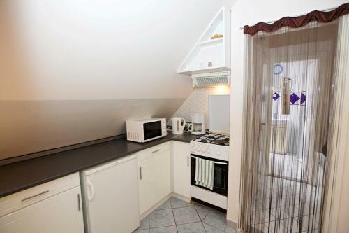 Zoli Apartmanok-bal�zs K�lcsey 32