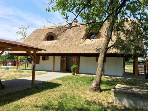 Hostal N�das Apartman