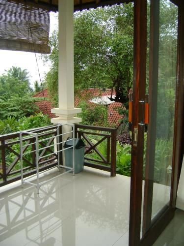 Sinar Bali 2