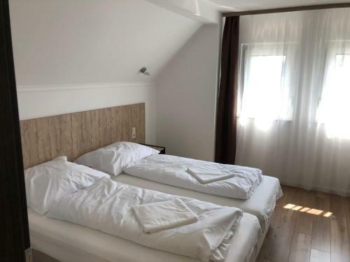 Hostal Duna Vend�gh�z